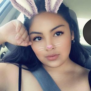 Meet your Posher, Celia